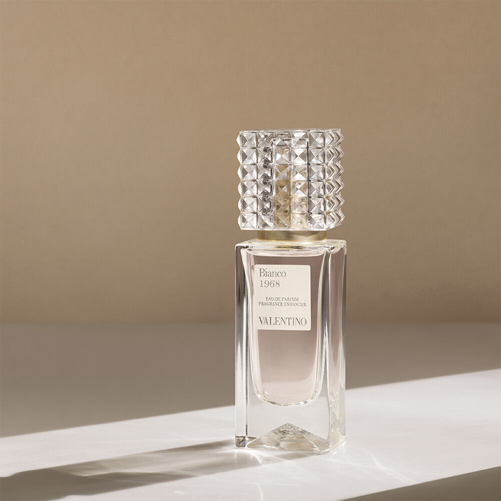 ヴァレンティノ アナトミー オブ ドリームス​ 1968 オードパルファン 新品 AOD 1968 オードパルファン（ムスク）｜ ヴァレンティノ