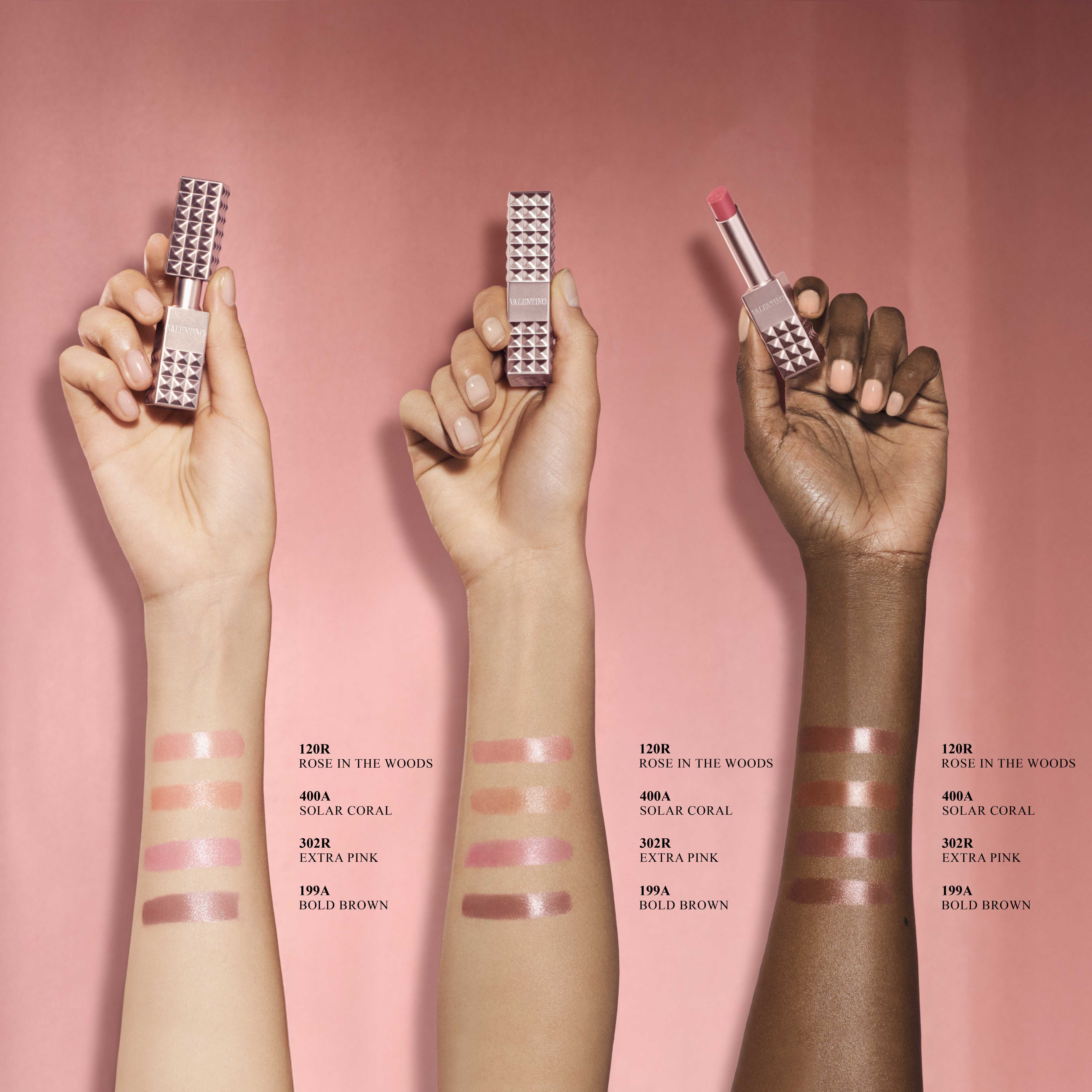 VALENTINO フェイスパウダー＆リップスティック VALENTINO フェイスパウダー＆リップスティック